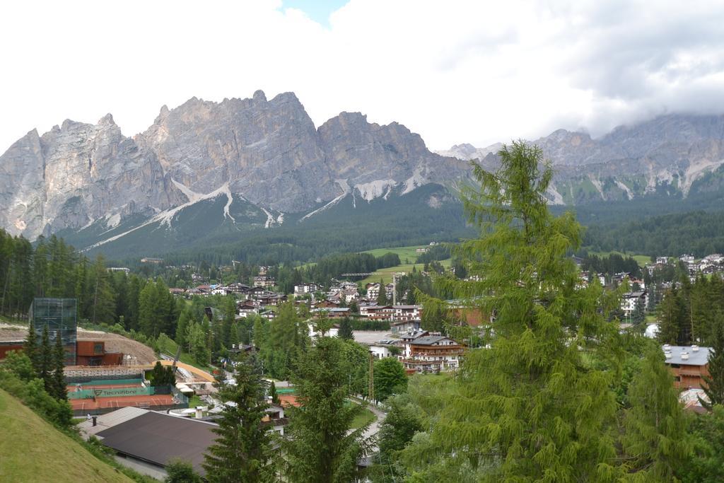 Hotel Villa Nevada Cortina d'Ampezzo Exterior foto